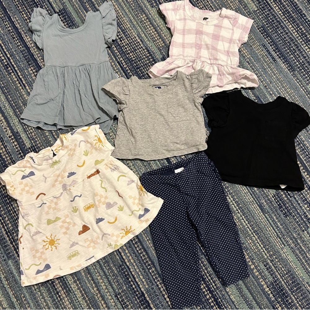 Bundle of Toddler Girl Clothes - GAP, Little Sleepie, Monica & Andy-12-18 month